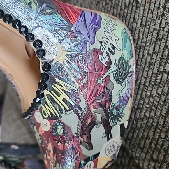 Custom wonder woman six inch stiletto heels - Picture 2 of 7